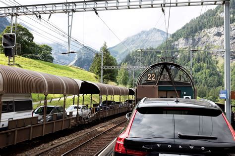 Lötschberg & Simplon car transport service